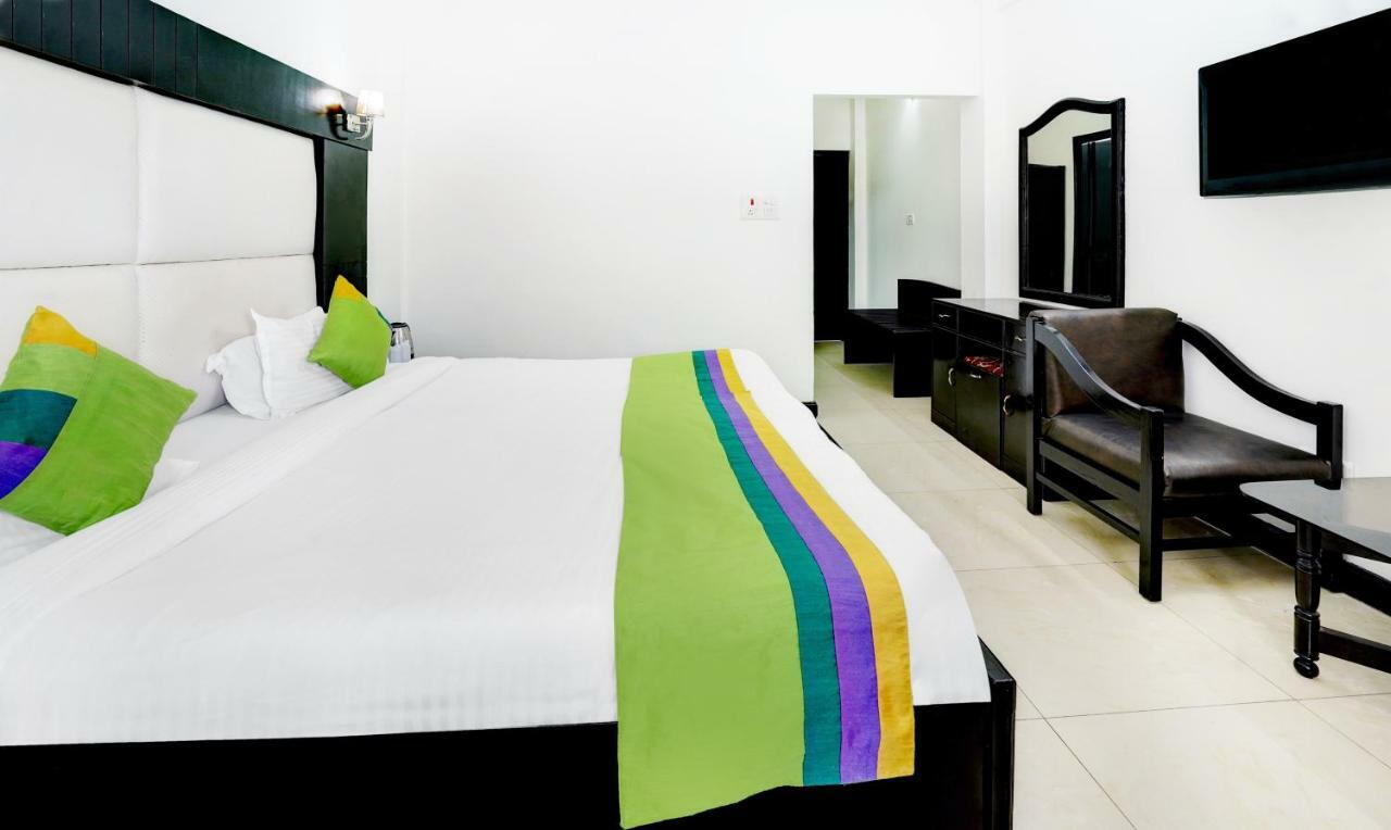 Treebo Trend Mussoorie Club Hotel Дехрадун Екстериор снимка