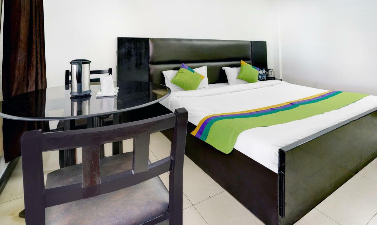 Treebo Trend Mussoorie Club Hotel Дехрадун Екстериор снимка
