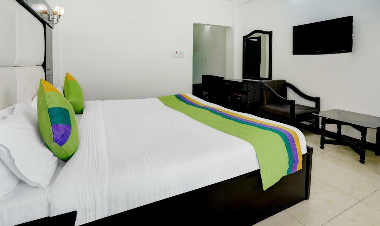 Treebo Trend Mussoorie Club Hotel Дехрадун Екстериор снимка