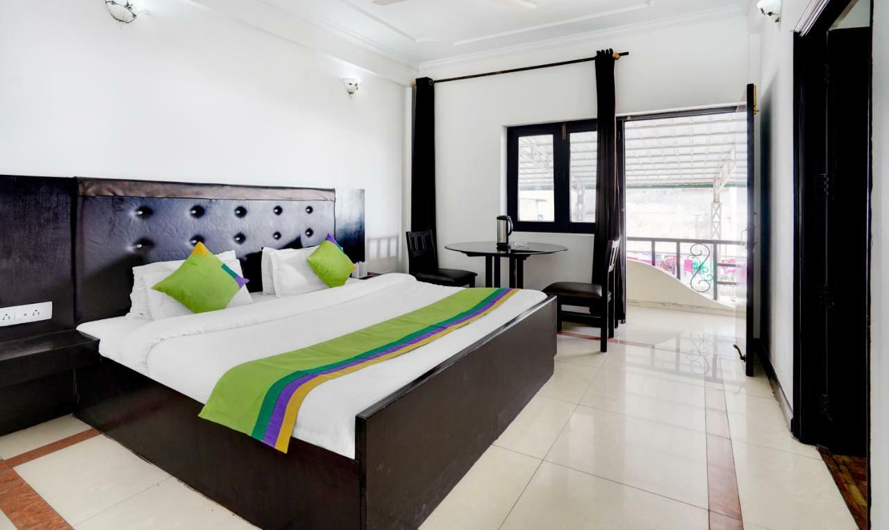 Treebo Trend Mussoorie Club Hotel Дехрадун Екстериор снимка