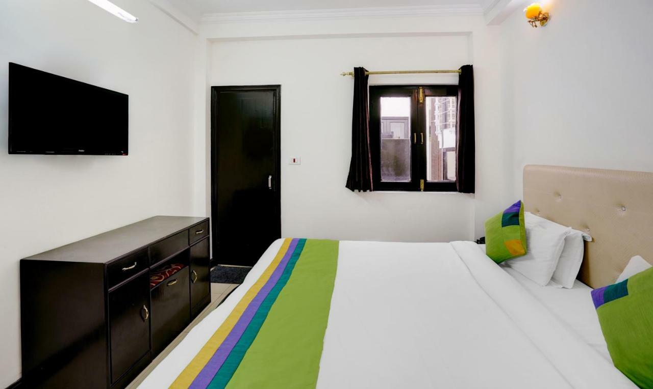 Treebo Trend Mussoorie Club Hotel Дехрадун Екстериор снимка