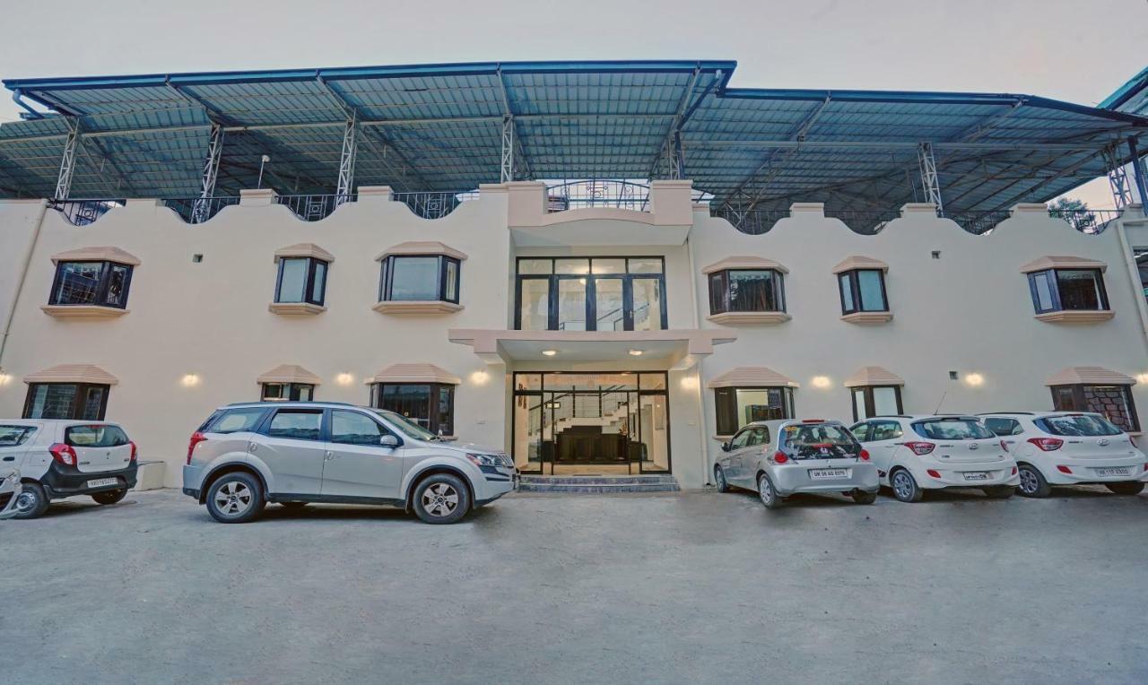 Treebo Trend Mussoorie Club Hotel Дехрадун Екстериор снимка